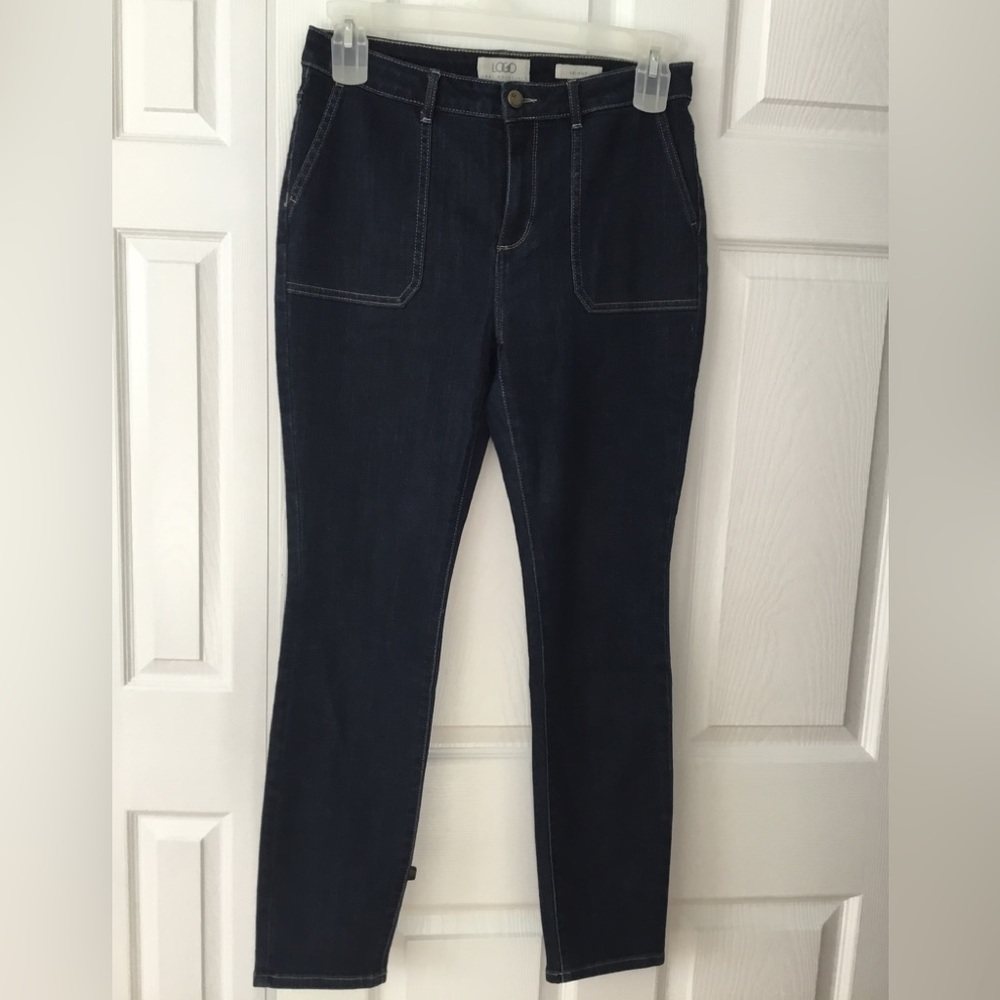 Lori Goldstein skinny jeans.